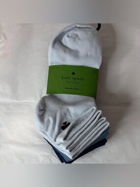 6 Pack Kate Spade light gray and navy quarter socks pack